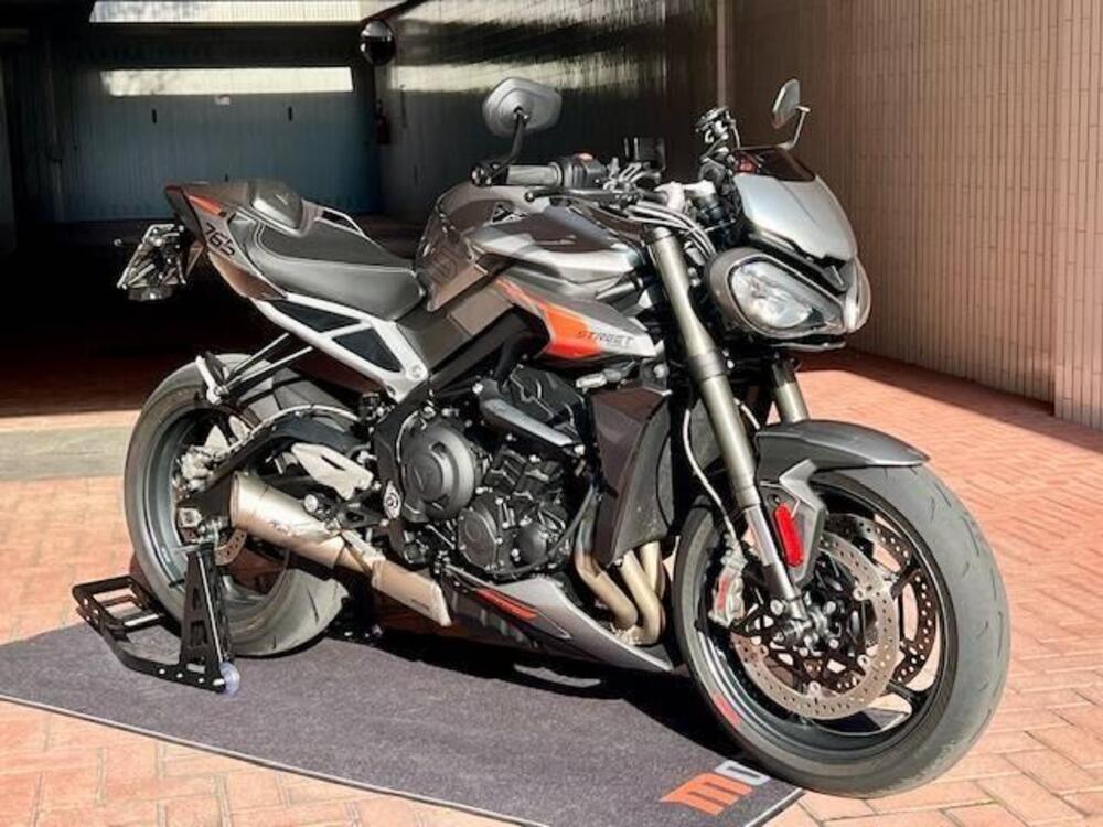 Triumph Street Triple 765 RS (2023 - 26)