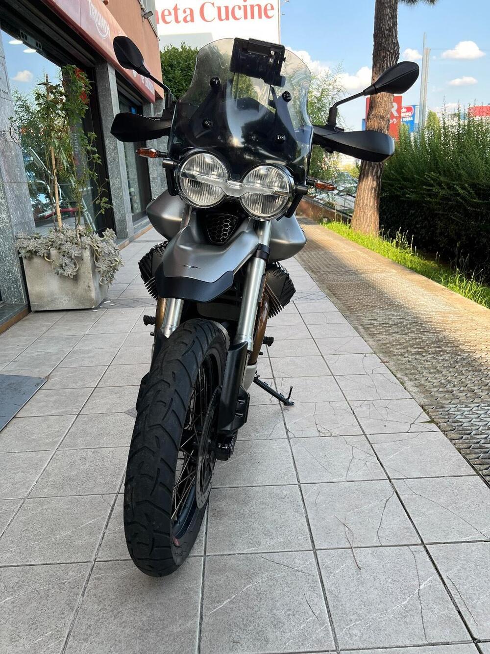 Moto Guzzi V85 TT (2019 - 20) (3)