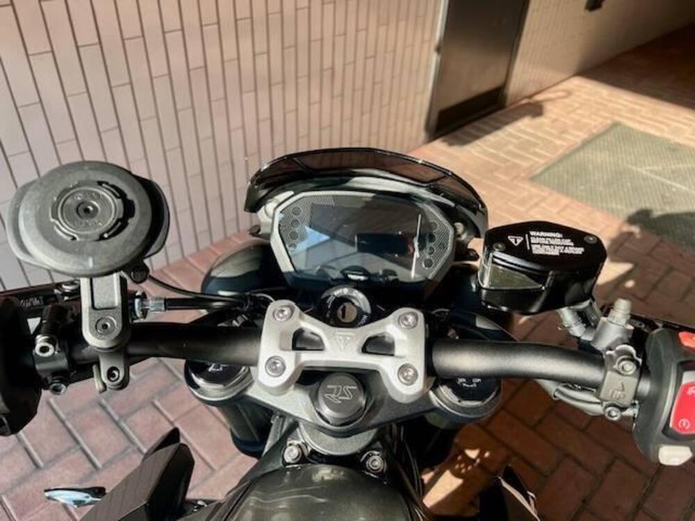 Triumph Street Triple 765 RS (2023 - 26) (12)