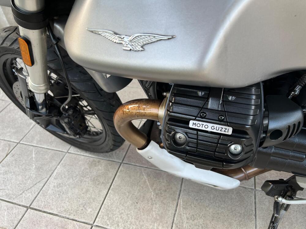 Moto Guzzi V85 TT (2019 - 20) (9)