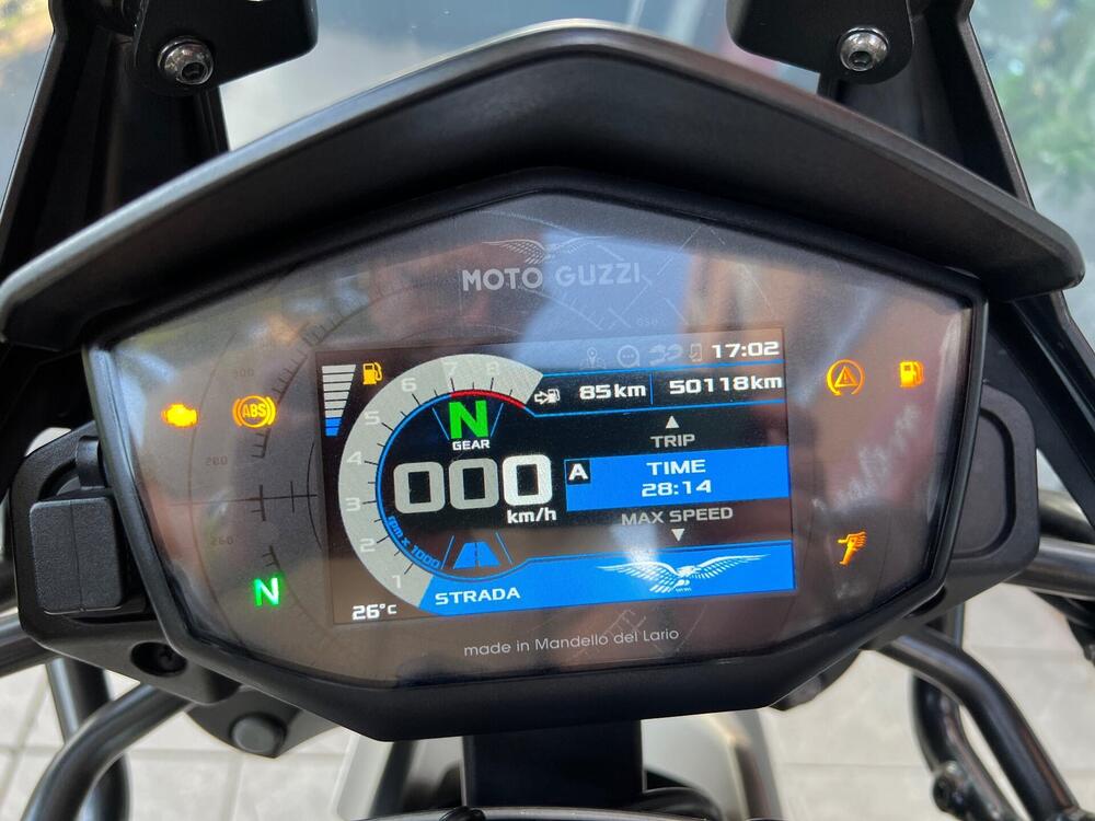 Moto Guzzi V85 TT (2019 - 20) (5)