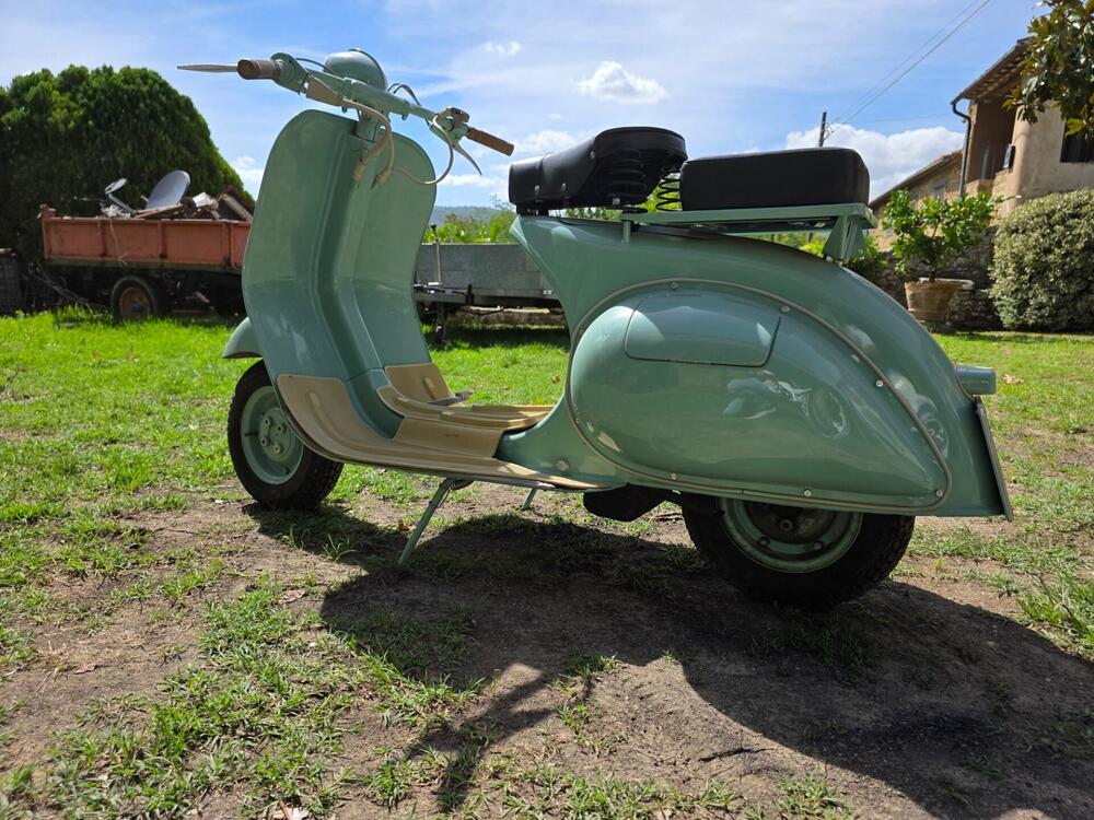 Vespa 125U (7)
