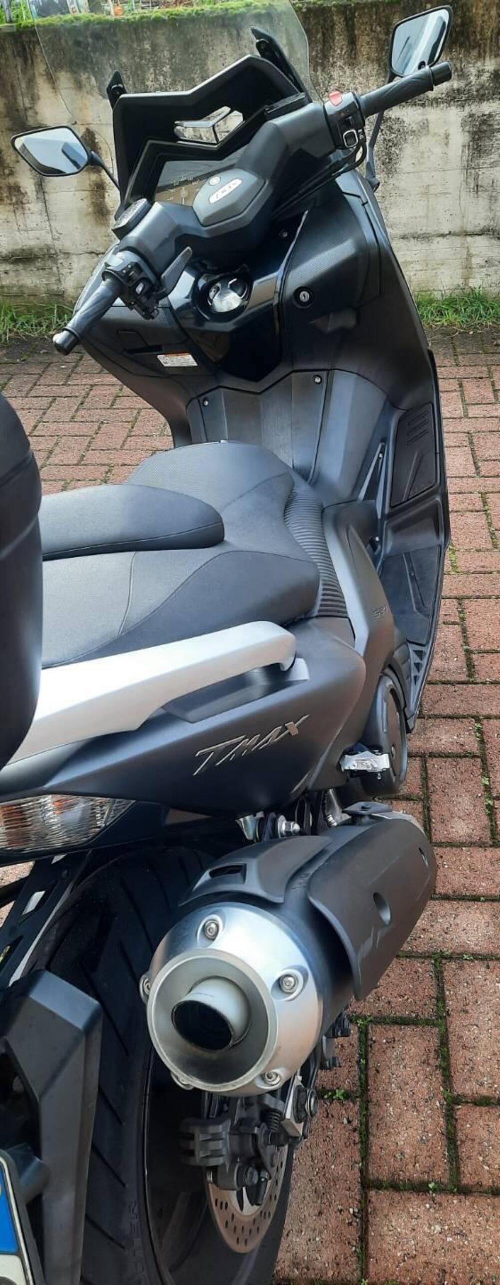 Yamaha T-Max 530 ABS (2015 - 17) (7)