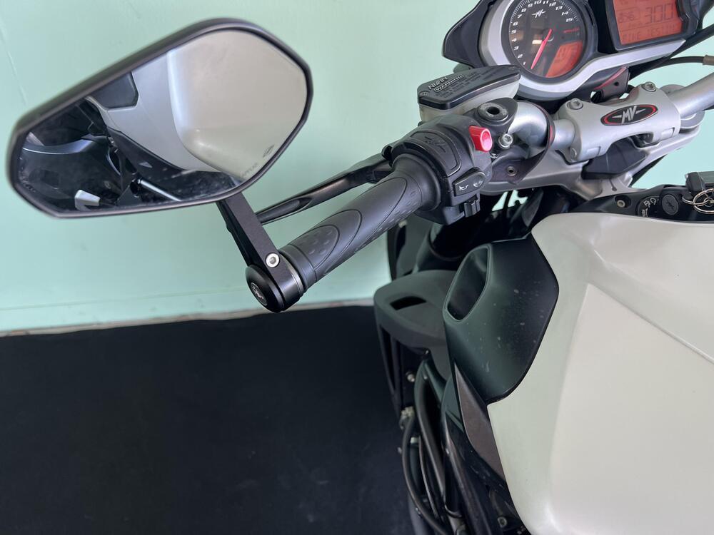 MV Agusta Brutale 920 (2011 - 12) (17)