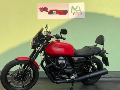 Moto Guzzi V7 Stone (2021 - 24) usata