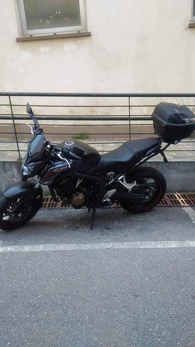 Honda CB 650 F (2017 - 18) usata