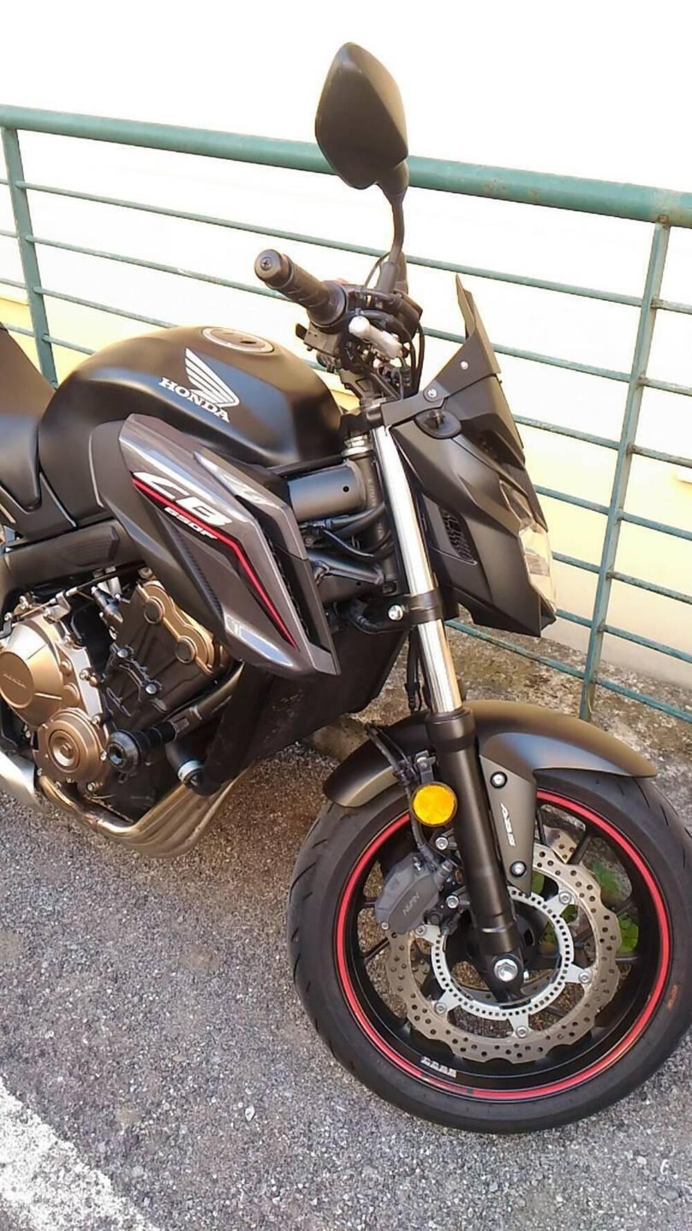 Honda CB 650 F (2017 - 18) (4)