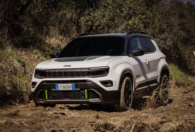 La Jeep Avenger 4xe