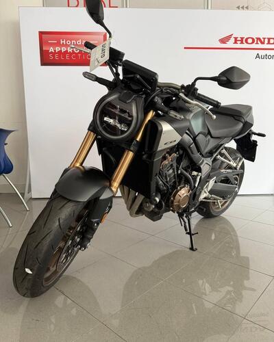 Honda CB 650 R E-Clutch (2024 - 25) usata