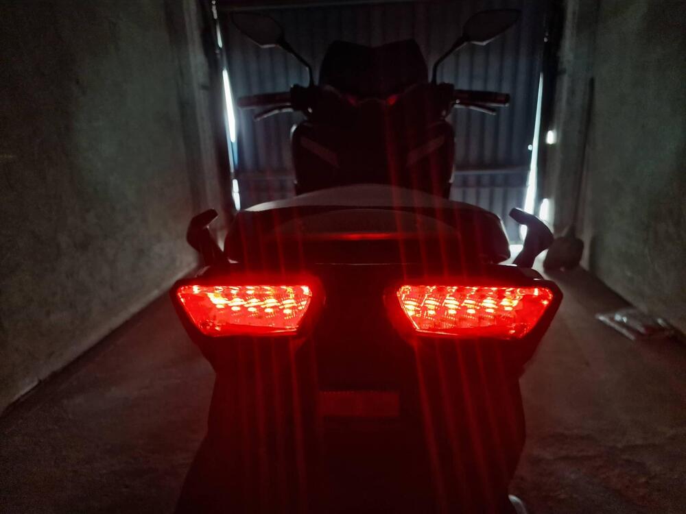 Yamaha X-Max 250 ABS (2014 - 16) (17)