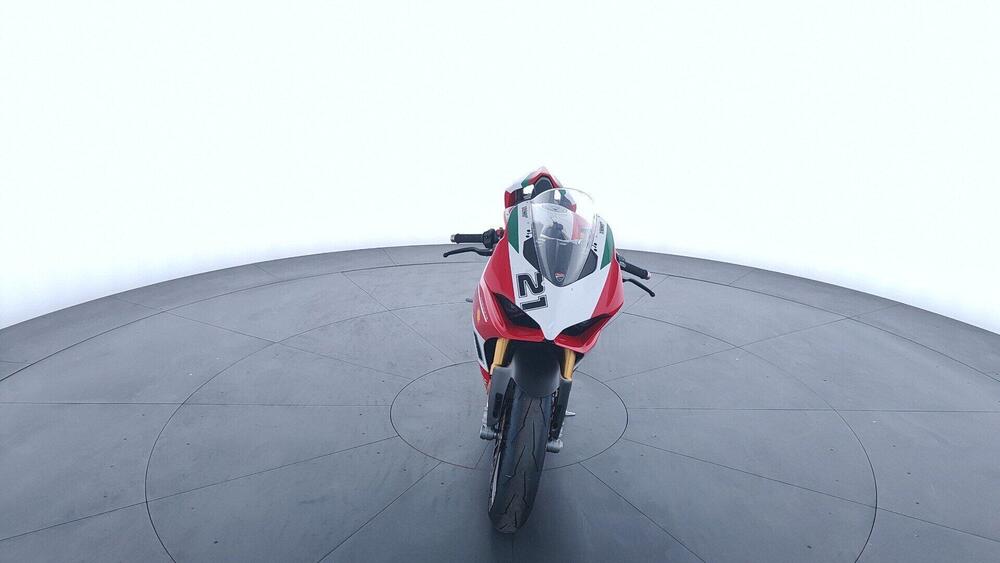 Ducati Panigale V2 Bayliss 1st Championship 20th Anniversary (2021 - 24) (3)