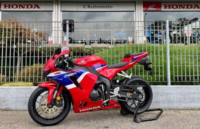 Honda CBR 600 RR (2024 - 25) nuova