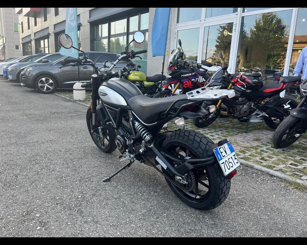 Ducati Scrambler 800 Icon Dark (2021 - 22) (7)