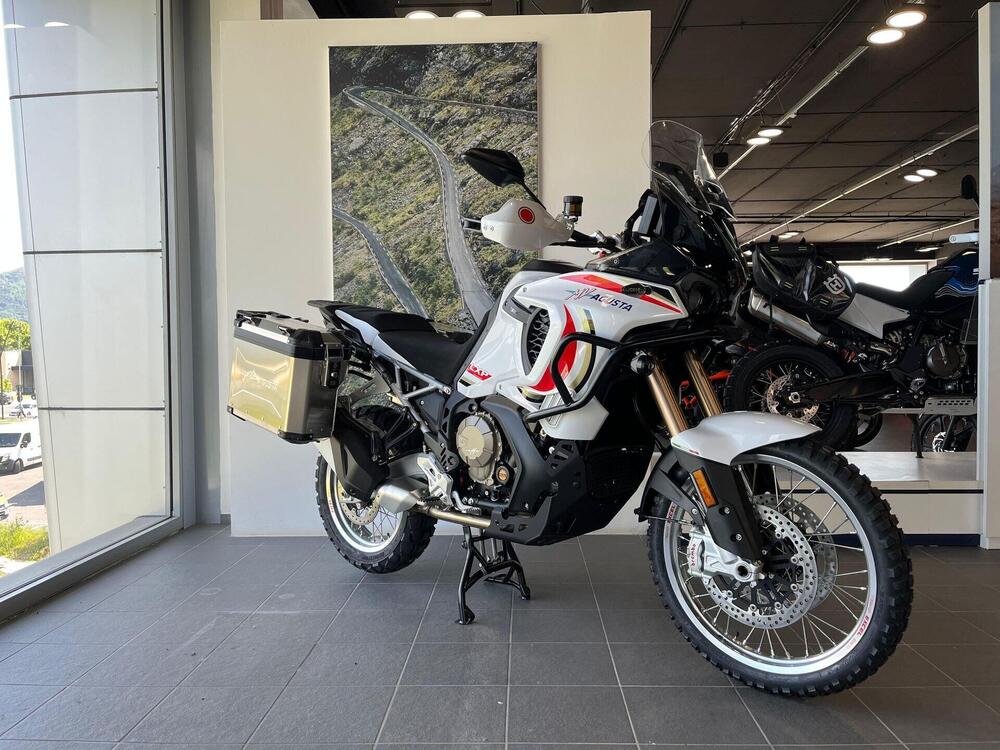 MV Agusta LXP Orioli (2024 - 25) (4)