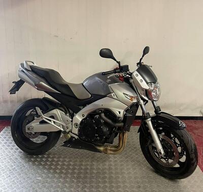 Suzuki GSR 600 (2006 - 11) usata