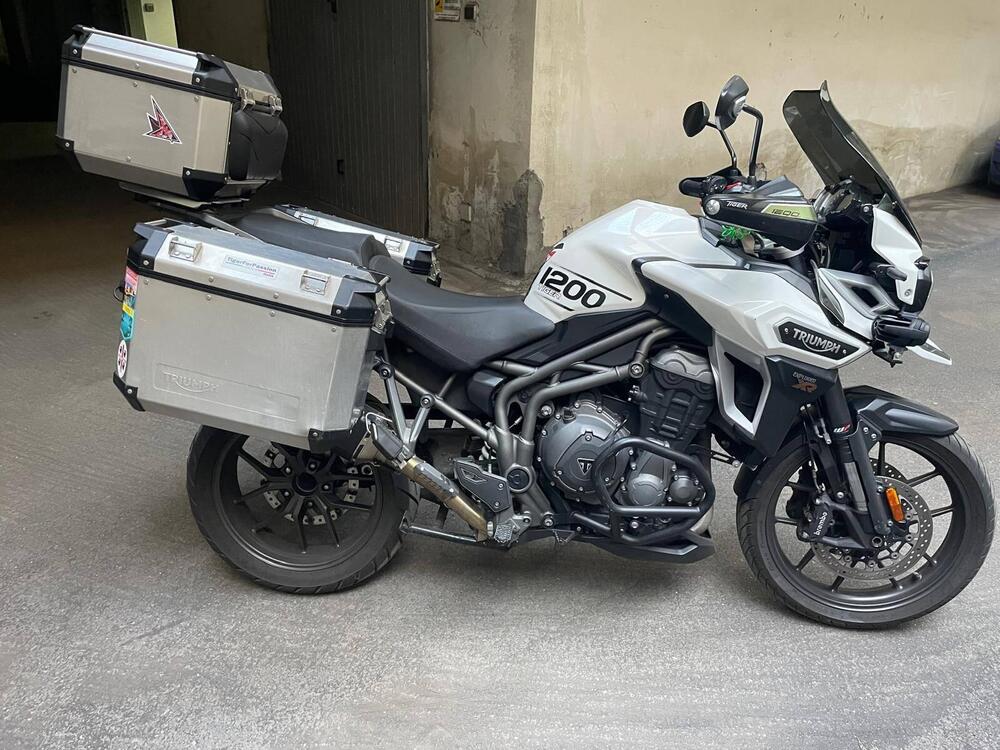 Triumph Tiger Explorer XR 1215 ABS (2016 - 17) (2)