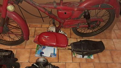 Moto Guzzi Cardellino 83 d&#039;epoca