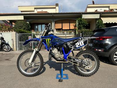 Yamaha YZ 125 (2004) usata