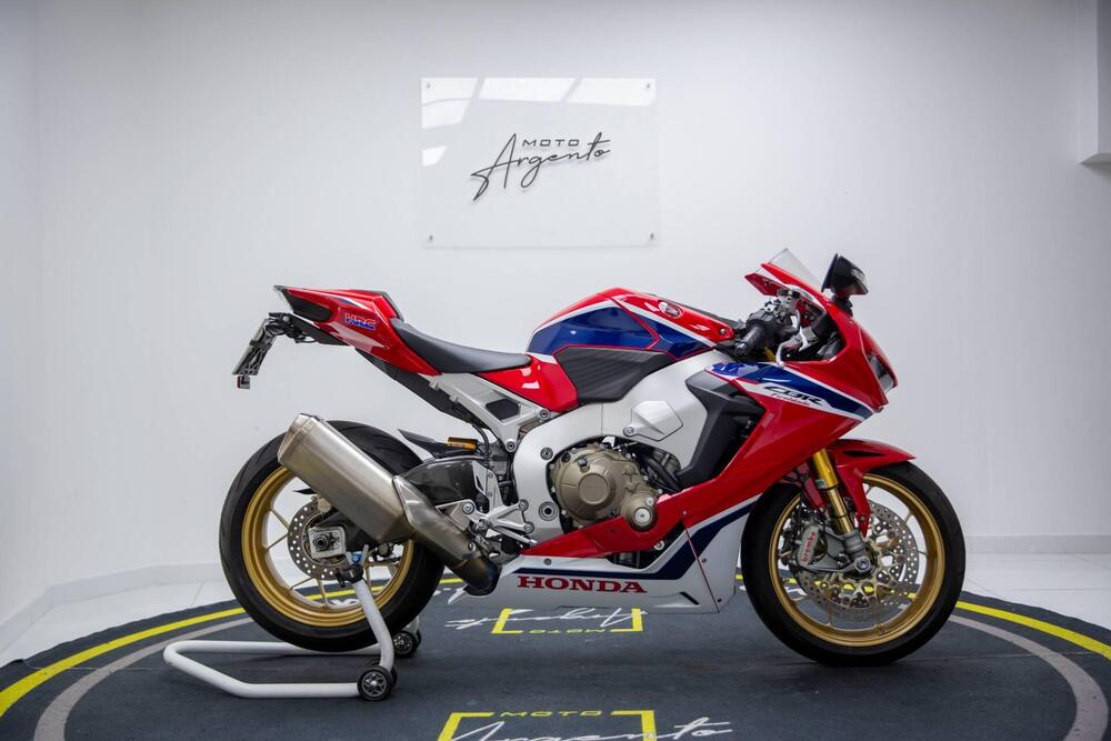 Honda CBR 1000 RR-R Fireblade (2020 - 21) (9)