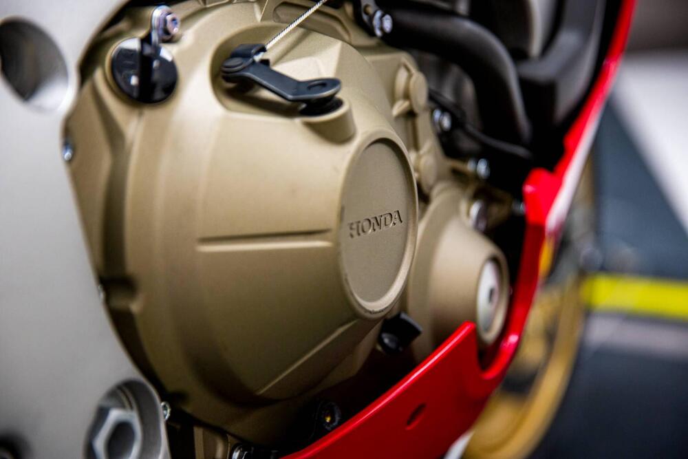 Honda CBR 1000 RR-R Fireblade (2020 - 21) (14)