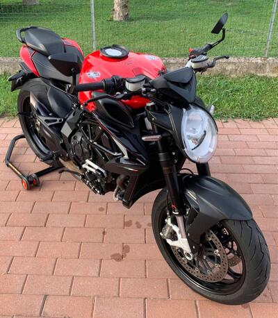 MV Agusta Brutale 800 (2020) usata