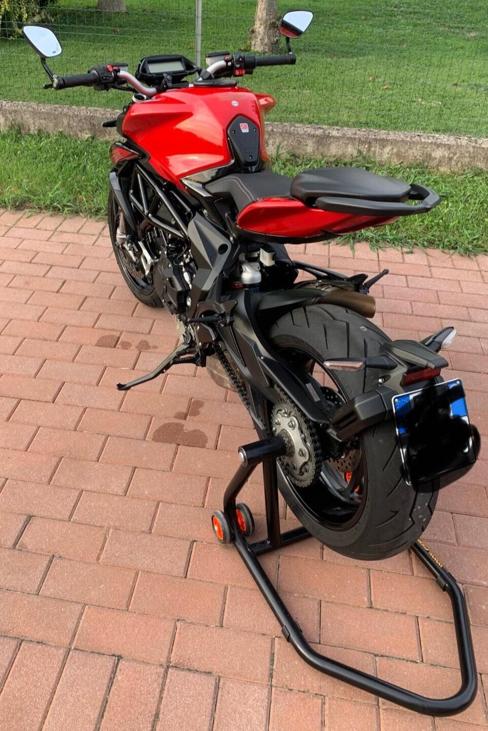 MV Agusta Brutale 800 (2020) (6)