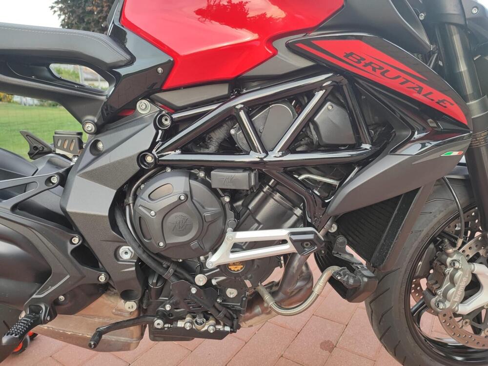 MV Agusta Brutale 800 (2020) (14)