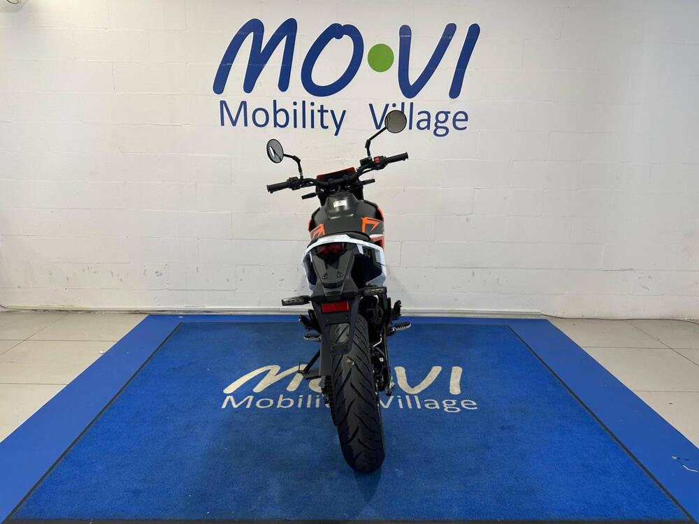 KTM 125 SMC R (2025 - 26) (3)