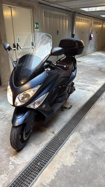Yamaha T-Max 500 White Max (2010 - 11) usata