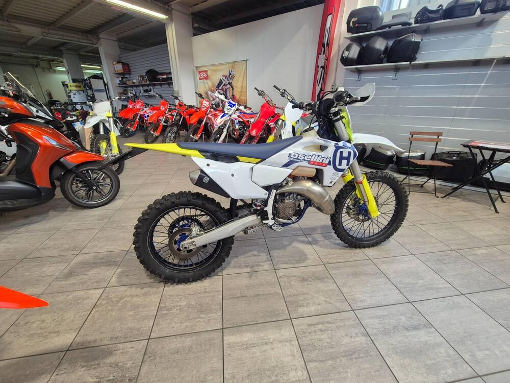 Husqvarna TE 125 (2025) (3)