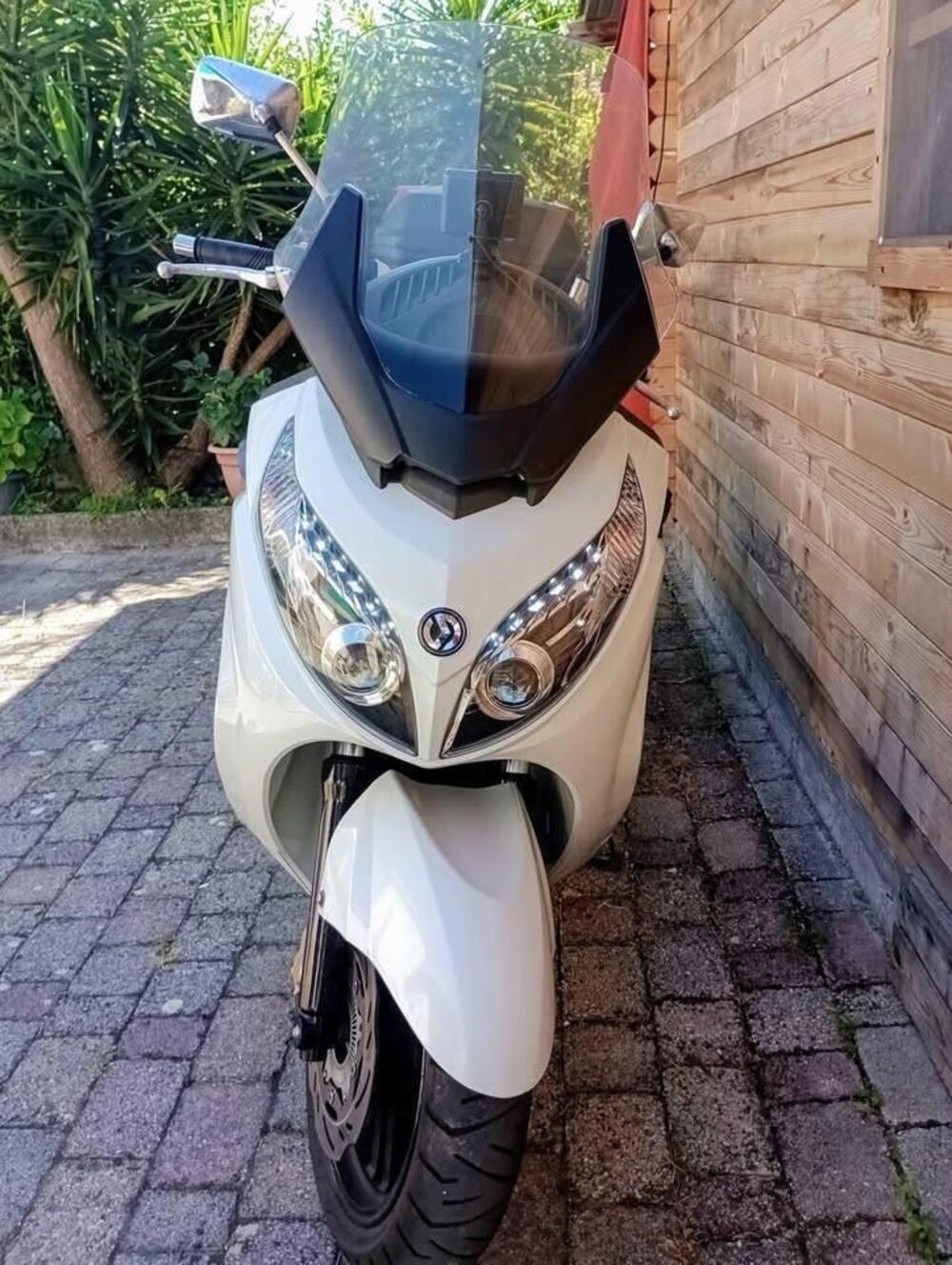 Sym Maxsym 400 i ABS (2011 - 17) (2)