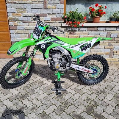Kawasaki KX 250 F (2023) usata
