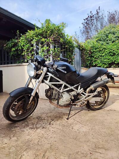 Ducati Monster 620 I.E. Dark (2002) usata