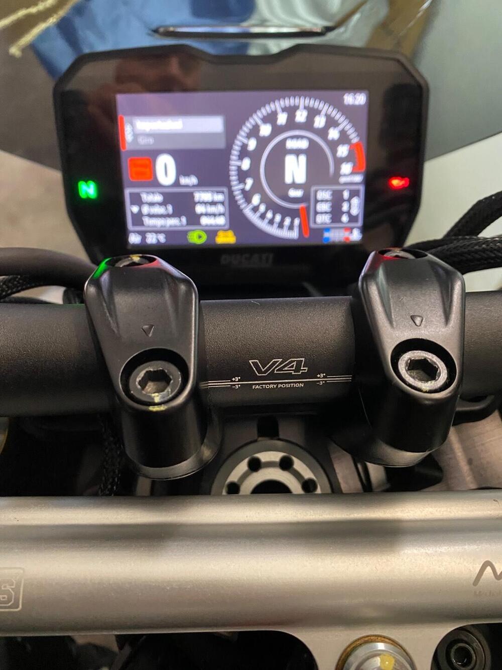 Ducati Streetfighter V4 S (2023 - 24) (6)