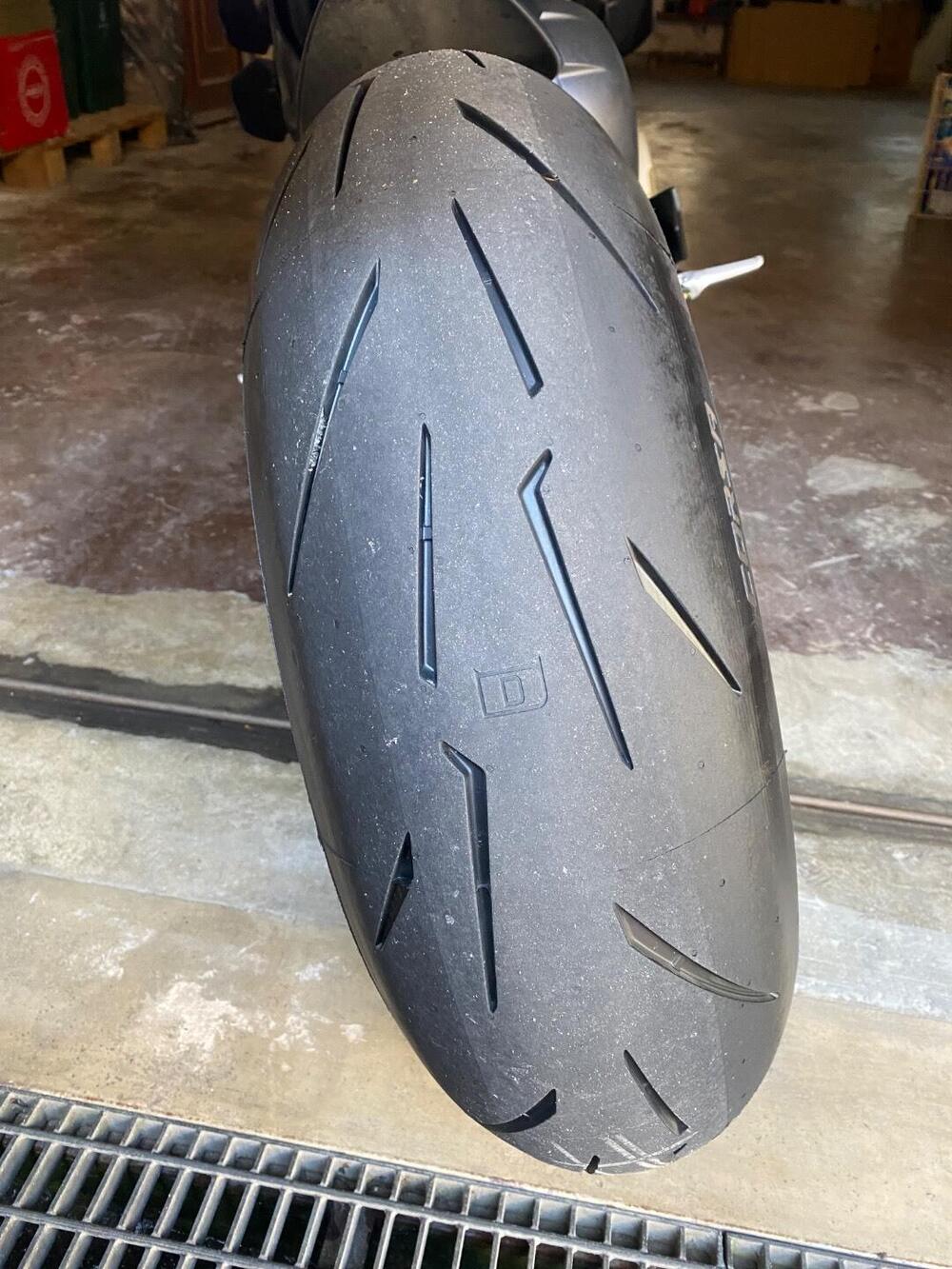 Ducati Streetfighter V4 S (2023 - 24) (11)