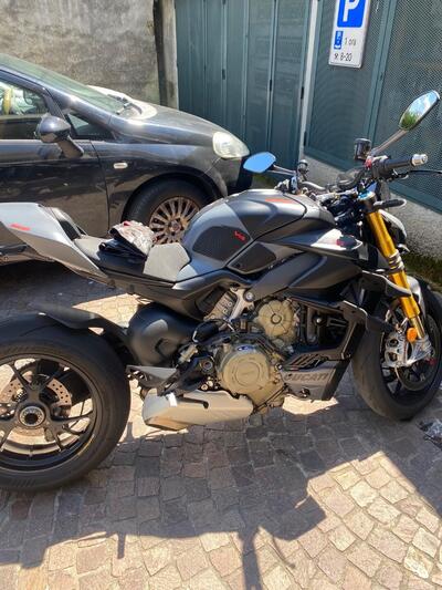 Ducati Streetfighter V4 S (2023 - 24) usata