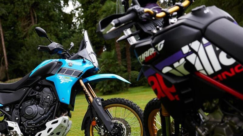Yamaha T&eacute;n&eacute;r&eacute; 700 Rally vs Aprilia Tuareg Rally 2025: la comparativa di Moto.it [VIDEO]