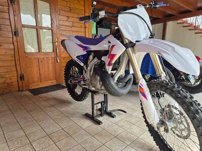 Yamaha YZ 250 50&deg; Anniversario (2024) usata