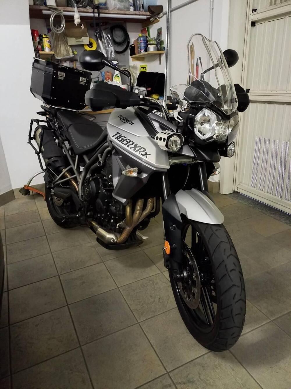 Triumph Tiger 800 XRx (2017 - 18) (2)