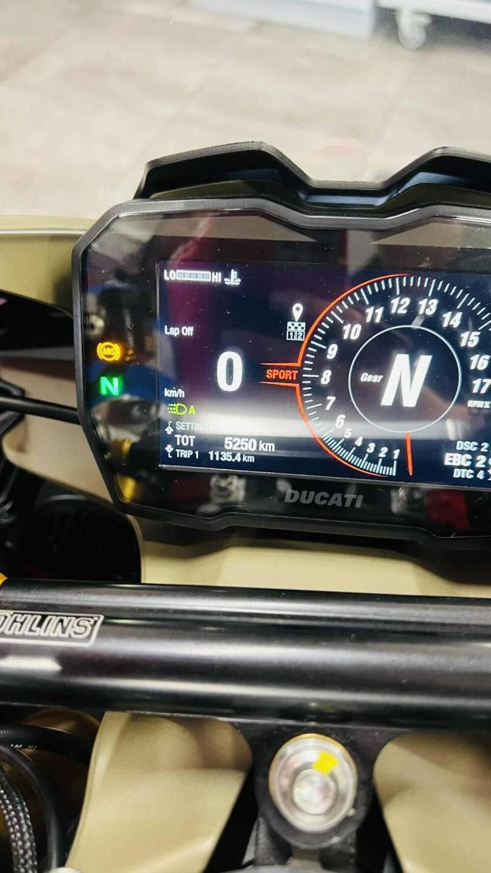 Ducati Panigale V4 R (2023 - 24) (18)