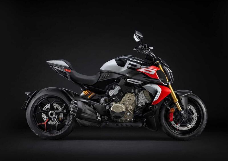 Ducati Diavel V4 Diavel V4 RS (2026) (2)