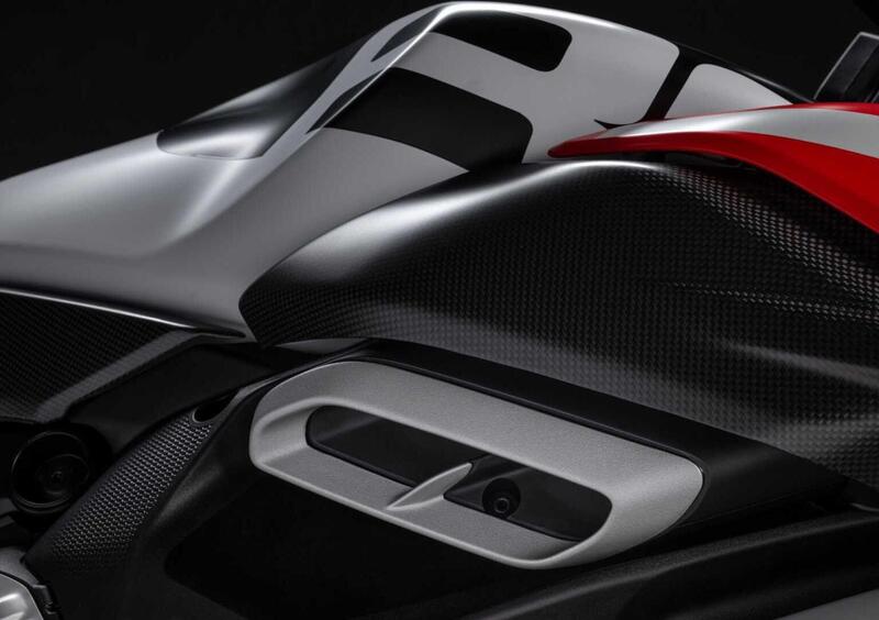 Ducati Diavel V4 Diavel V4 RS (2026) (8)