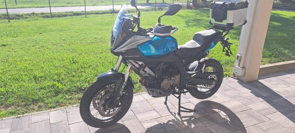 QJ Motor SRT 600 SX (2024 - 26)