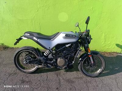 Husqvarna Vitpilen 401 (2021 - 23) usata