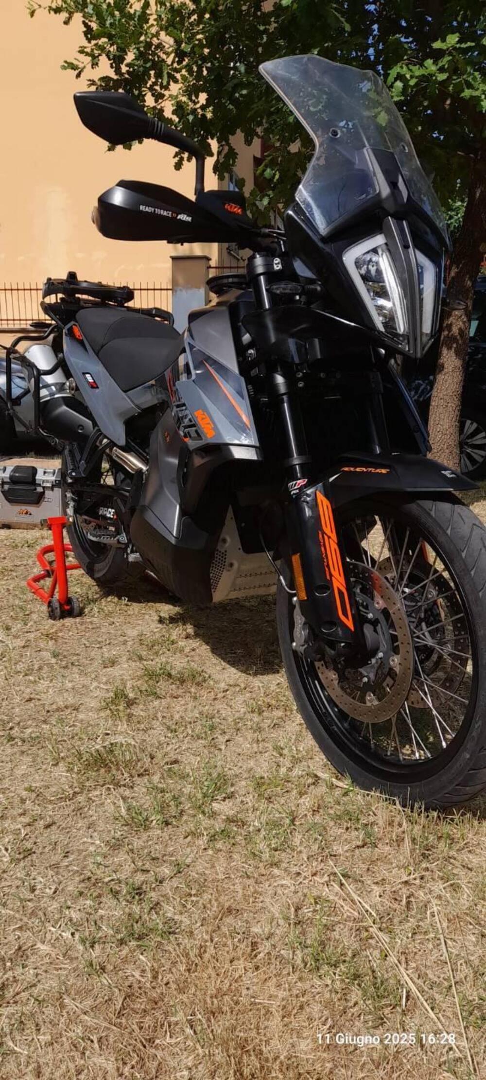 KTM 890 Adventure (2022) (9)