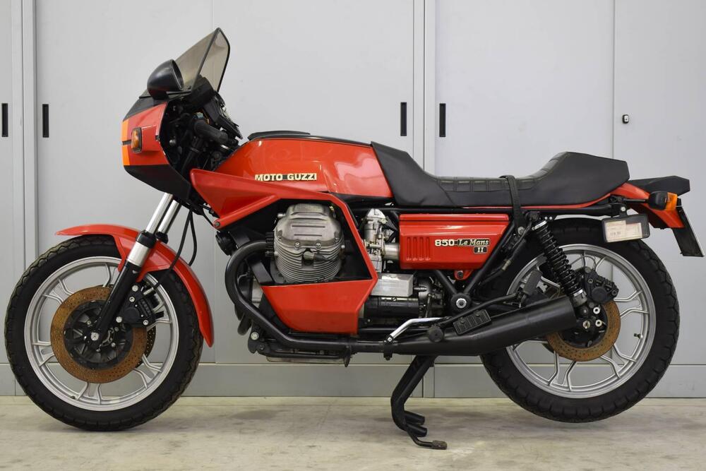 Moto Guzzi 850 Le Mans II (2)