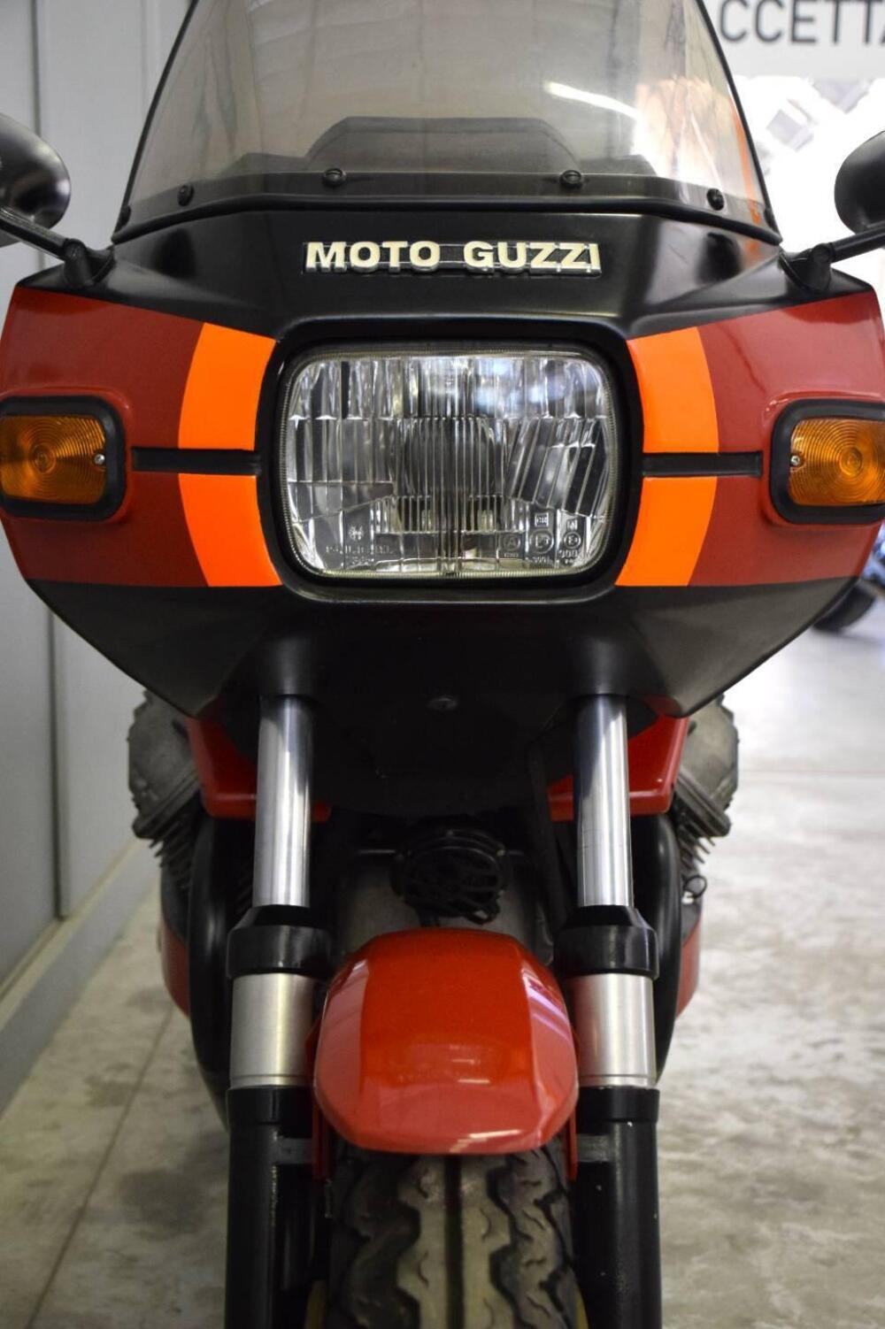 Moto Guzzi 850 Le Mans II (9)