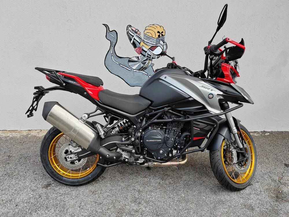 QJ Motor SRT 900 SX (2025 - 26) (3)