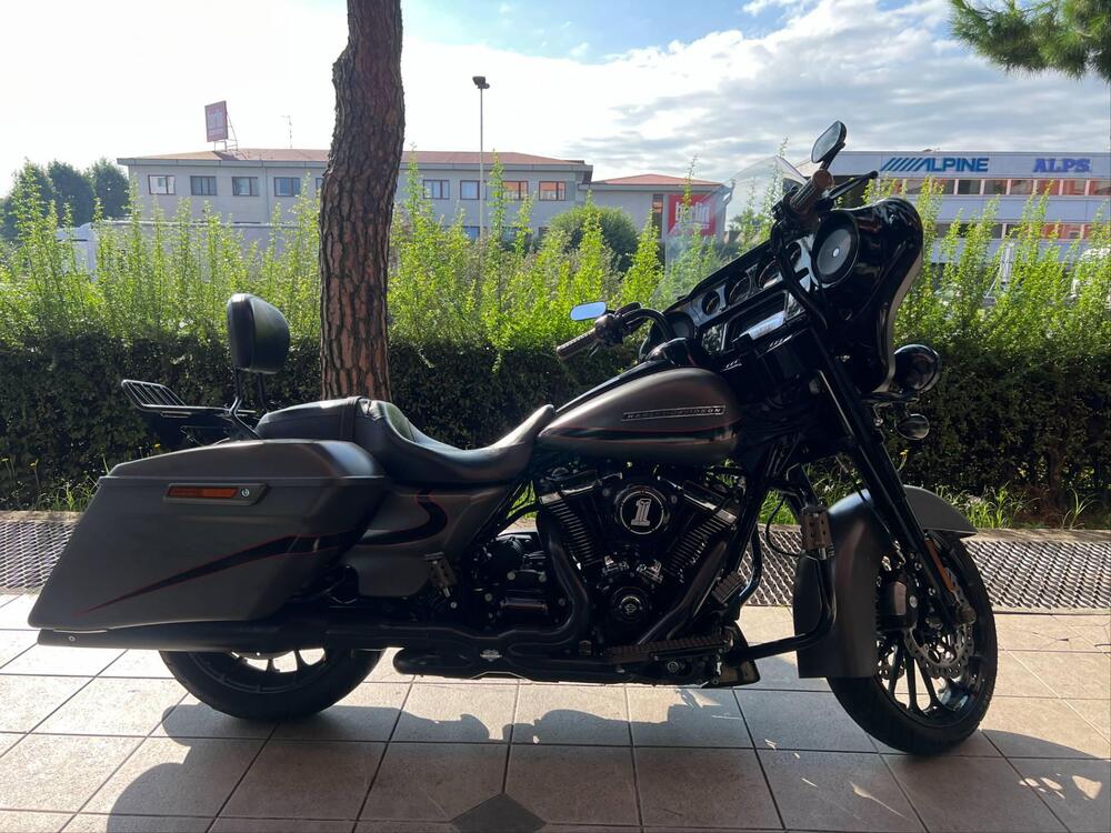 Harley-Davidson 114 Street Glide Special (2019 - 20) - FLHXS (2)