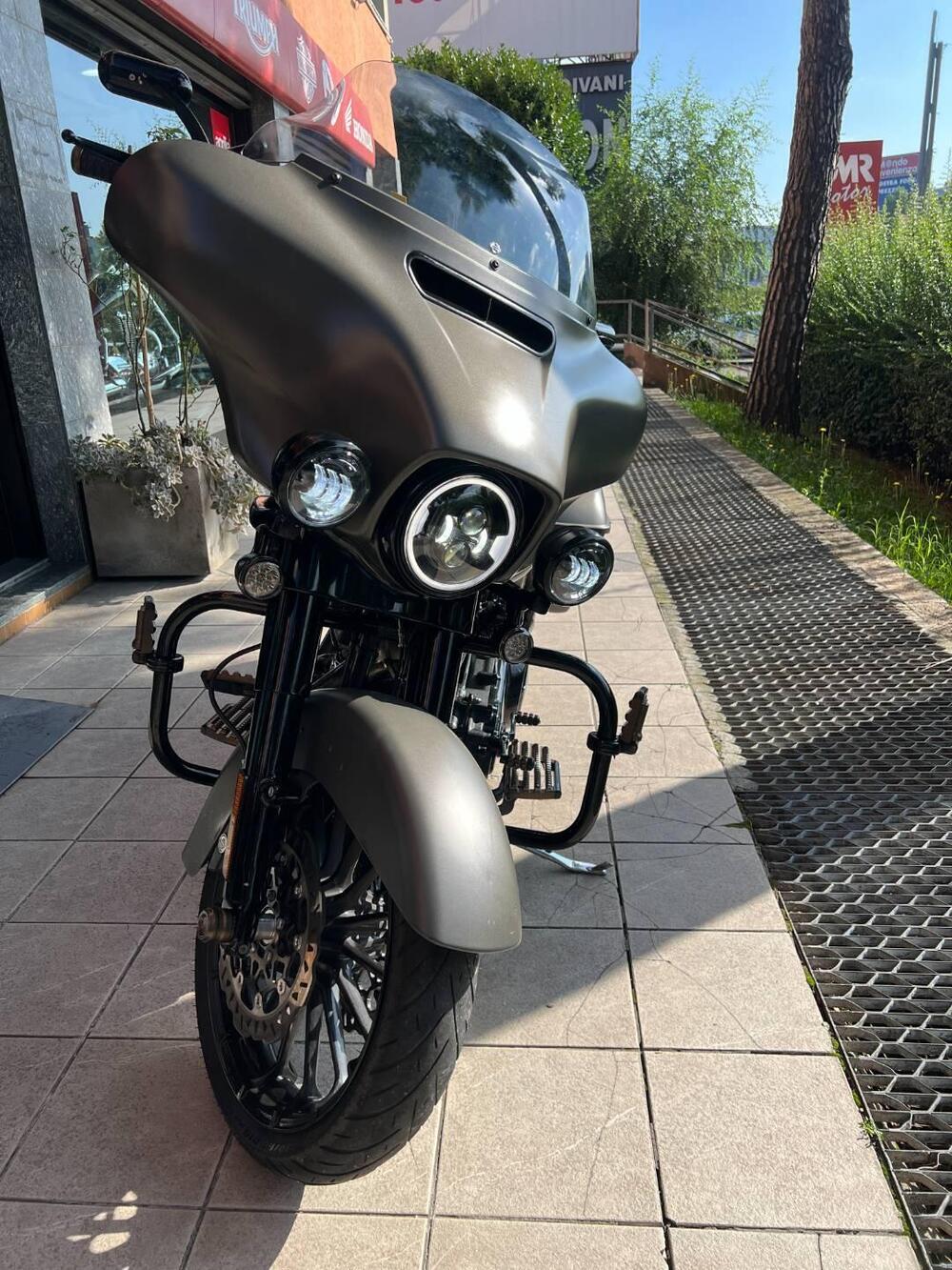 Harley-Davidson 114 Street Glide Special (2019 - 20) - FLHXS (3)